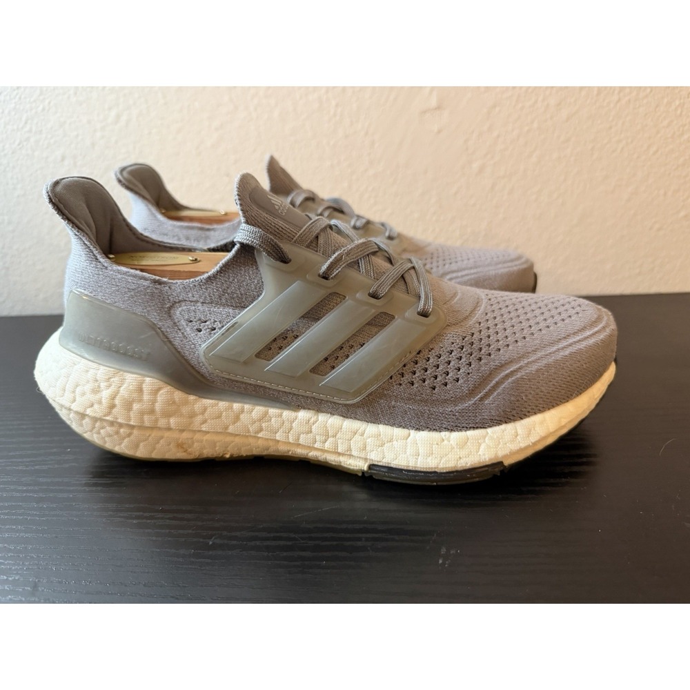 Adidas Ultraboost 21 Running Shoes Womens Size 6.5 Gray Primeknit Boost FY0404
